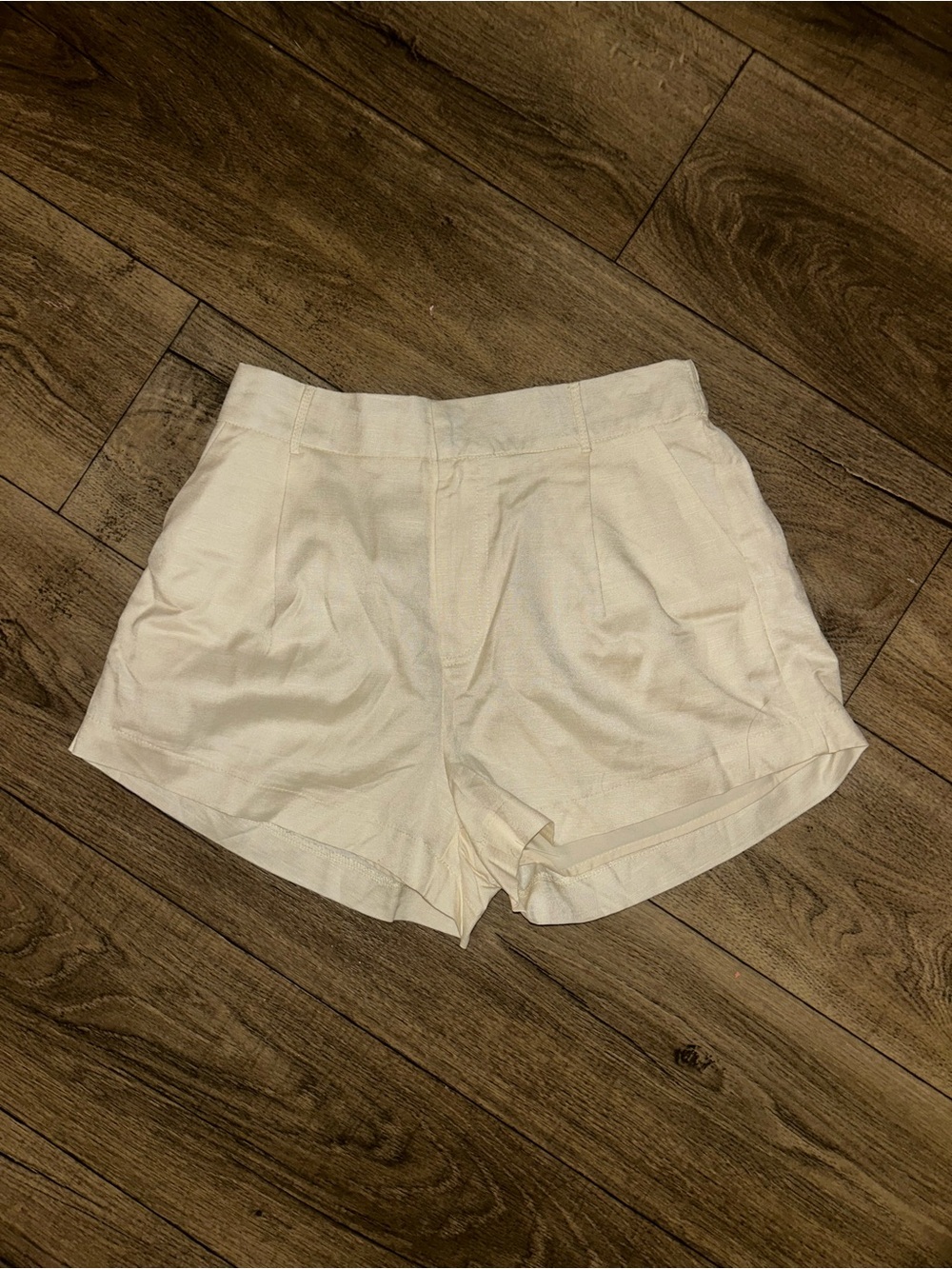 glam Cream Open-Front Blazer Jacket & Shorts - Picture 2 of 5